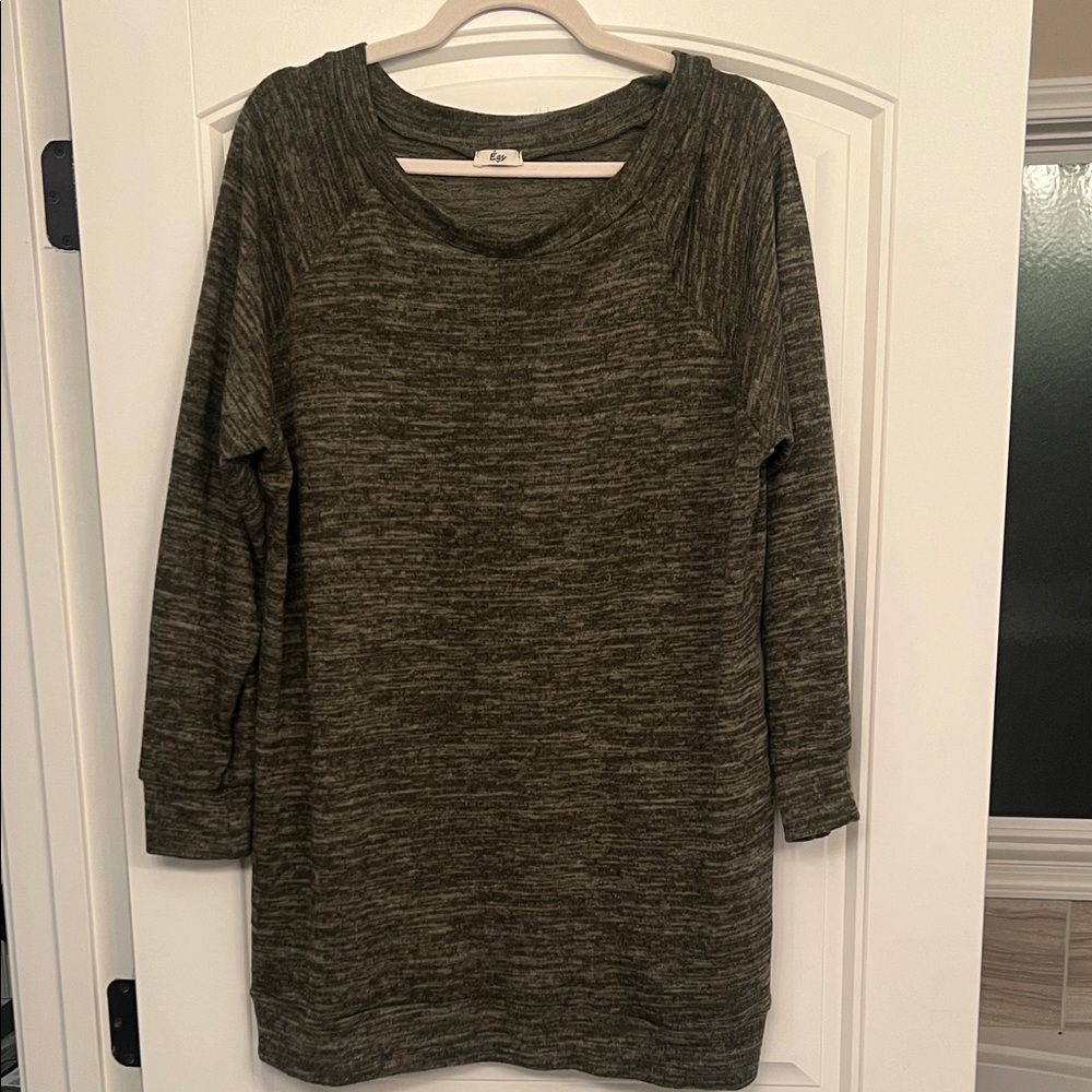 EGY Women’s Elegant Long Sleeve Dark Green Dress with Pockets. Size XL